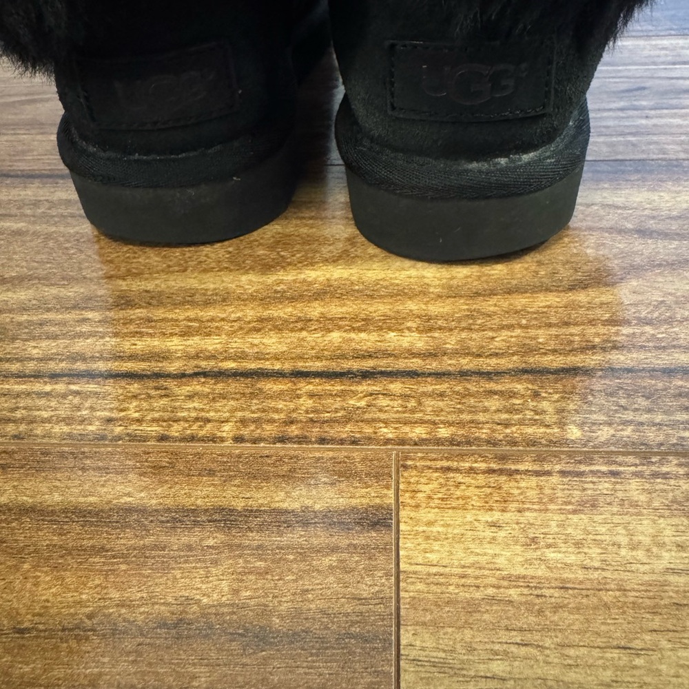 Ugg Black Suede Ankle Boots - Picture 4 of 7